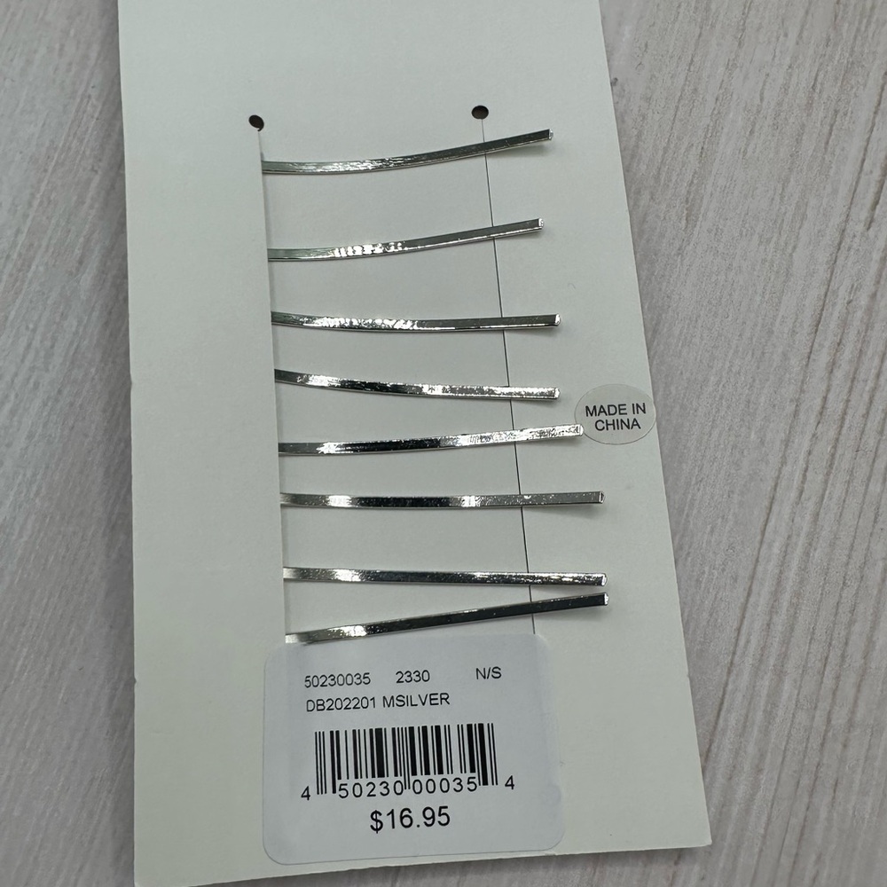 NWT DB Studio Silver Rhinestone Hair Pins - Picture 4 of 4